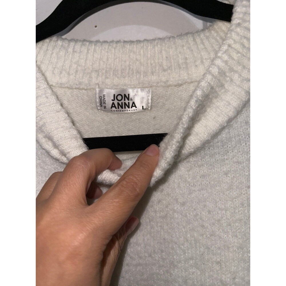 Sweater - Picture 2 of 4